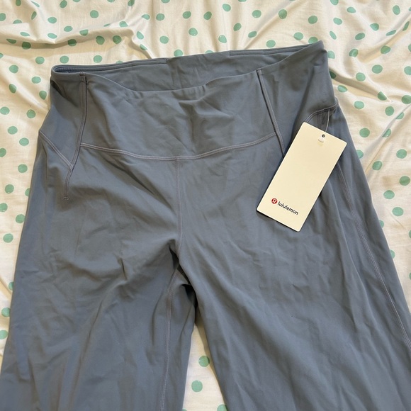 NWT Lululemon mini flare leggings - Picture 3 of 7
